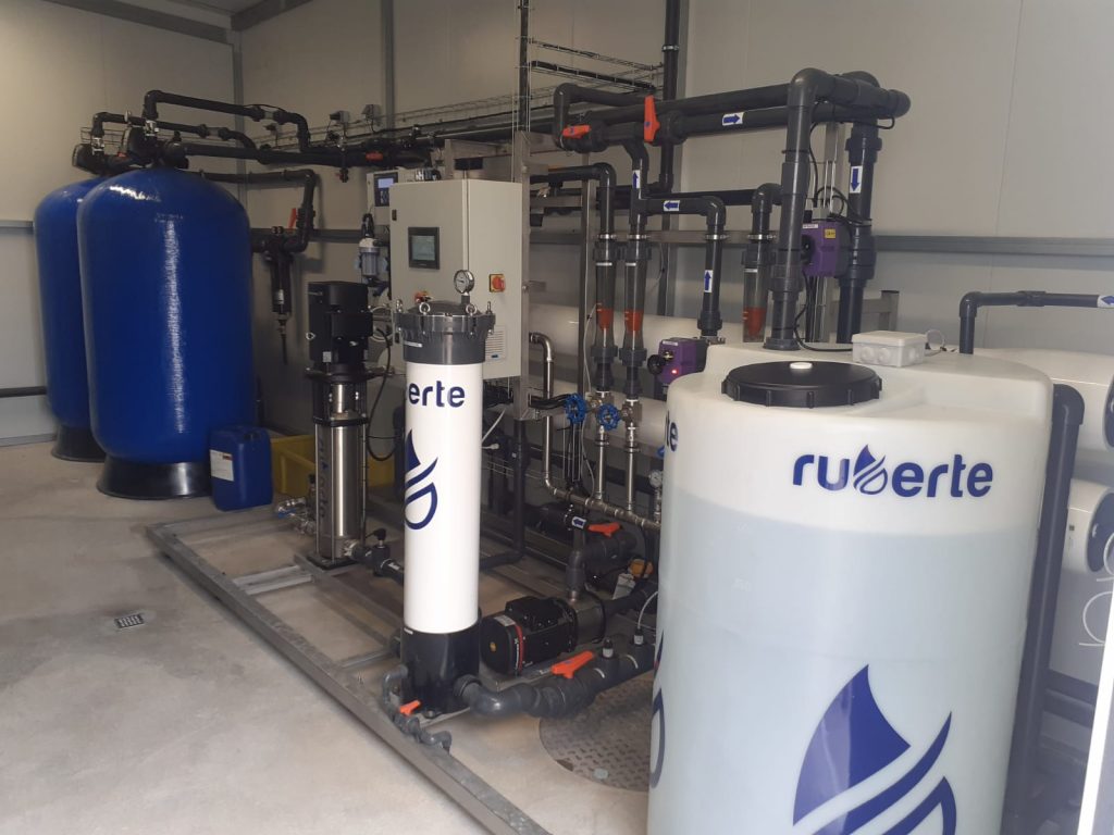 Instalación de ósmosis inversa en fábrica de piensos